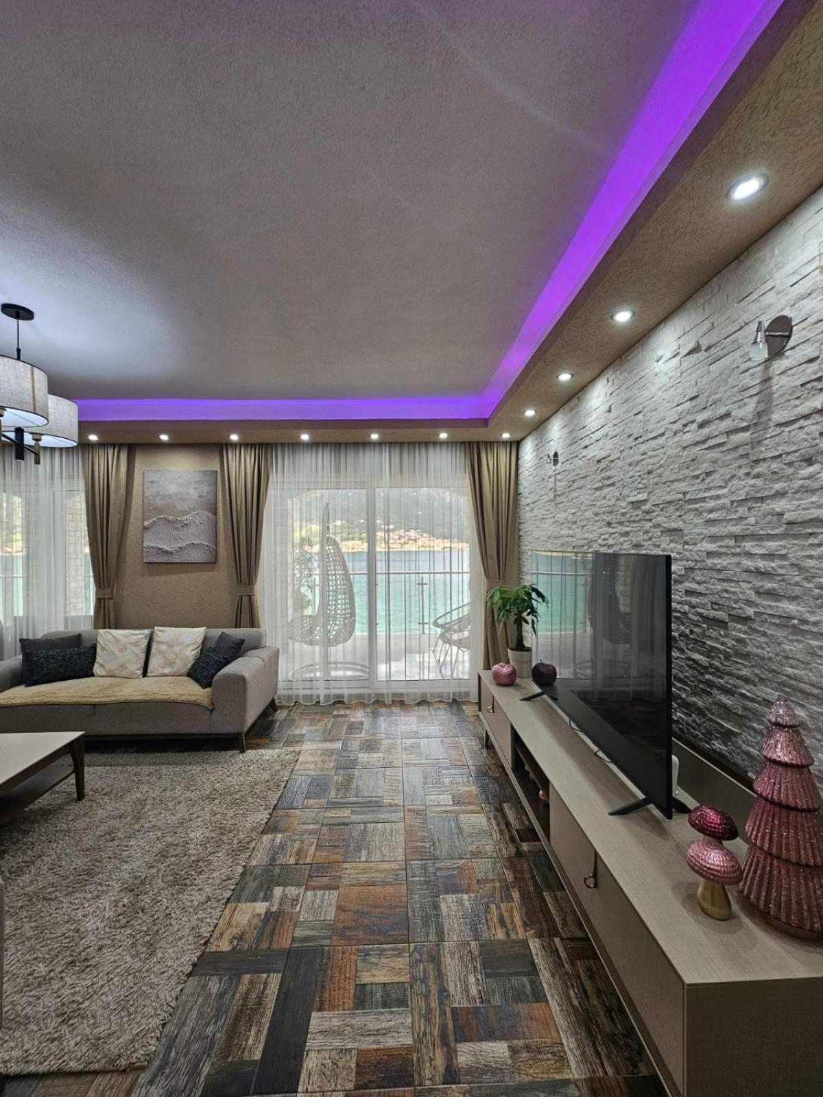 Apartamento Sun Rays Kotor Exterior foto